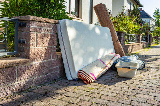 Best Basement Cleanout  in Urbandale, IA